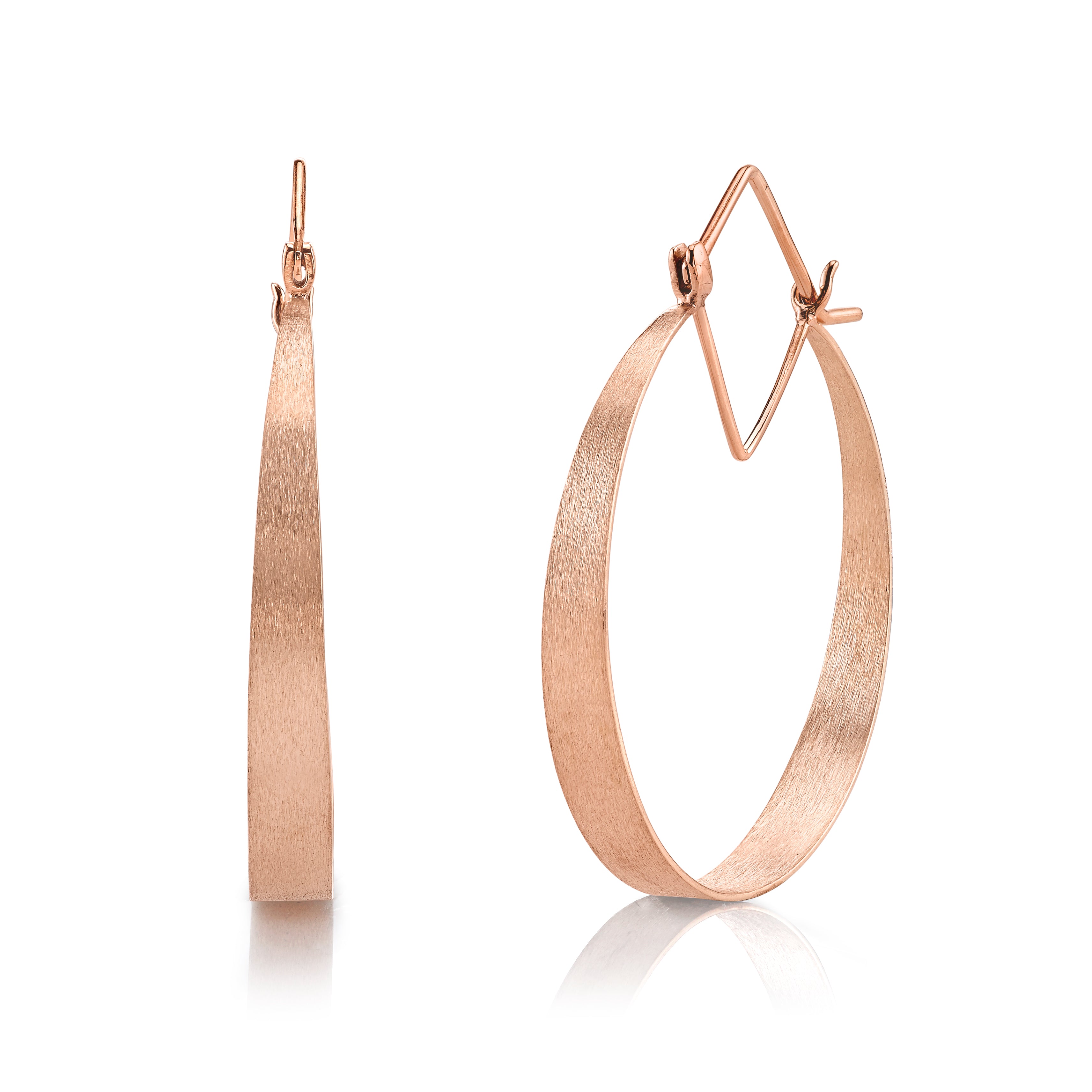 SILHUET Sculpted Oval Hoops