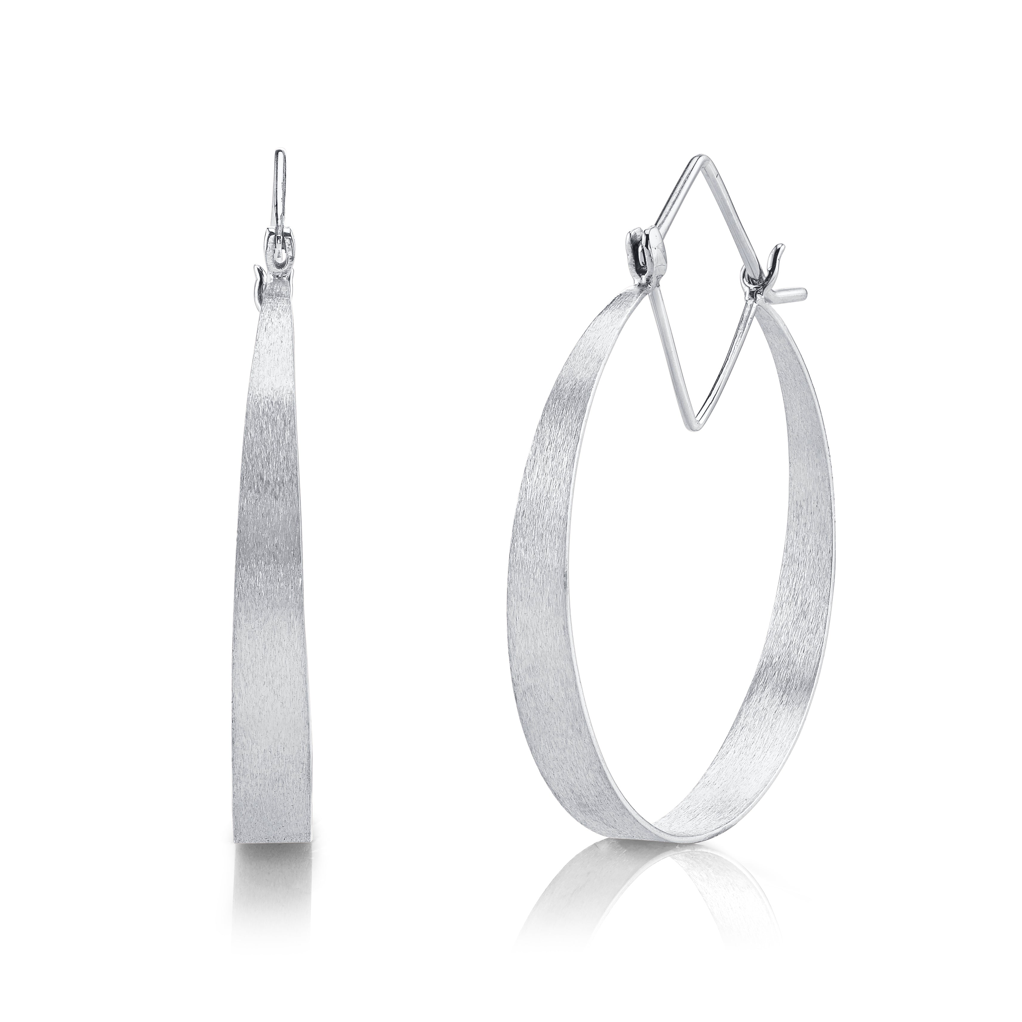 SILHUET Sculpted Oval Hoops
